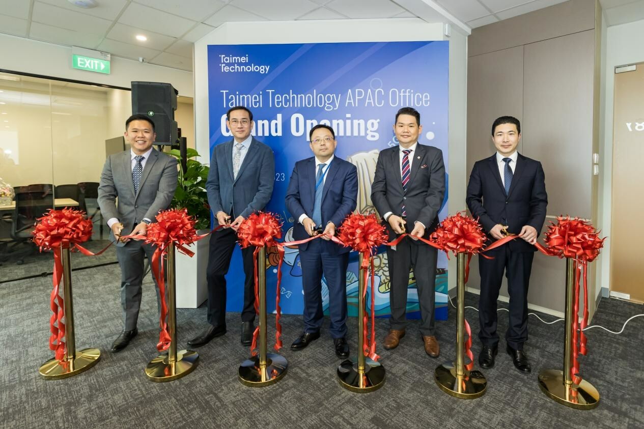 Ribbon cutting ceremony for Singapore office opening